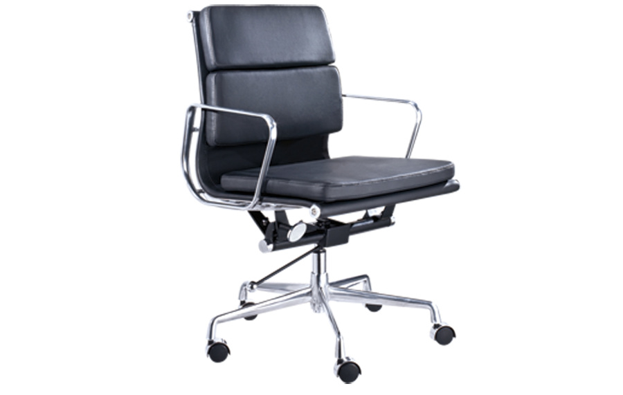 Manta Medium Back Leather Chair